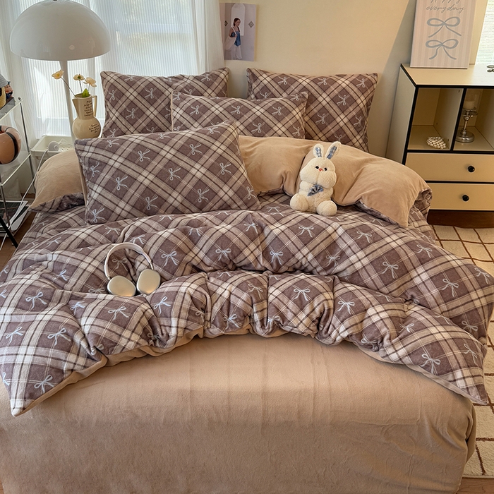 91家纺网 家纺一手货源 找家纺 HL原创 2025新款牛奶绒四件套 美拉德格子