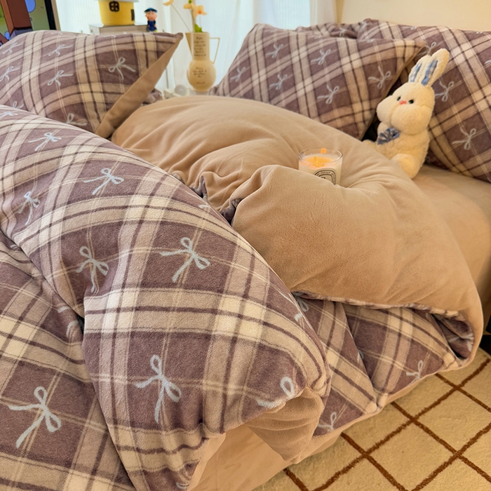 91家纺网 家纺一手货源 找家纺 HL原创 2025新款牛奶绒四件套 美拉德格子