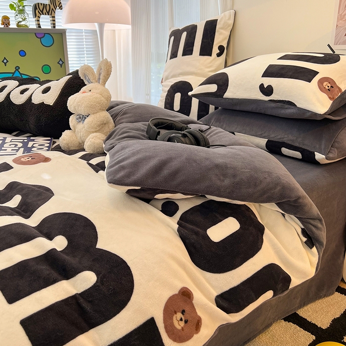 91家纺网 家纺一手货源 找家纺 HL原创 2025新款牛奶绒四件套 巧克力豆