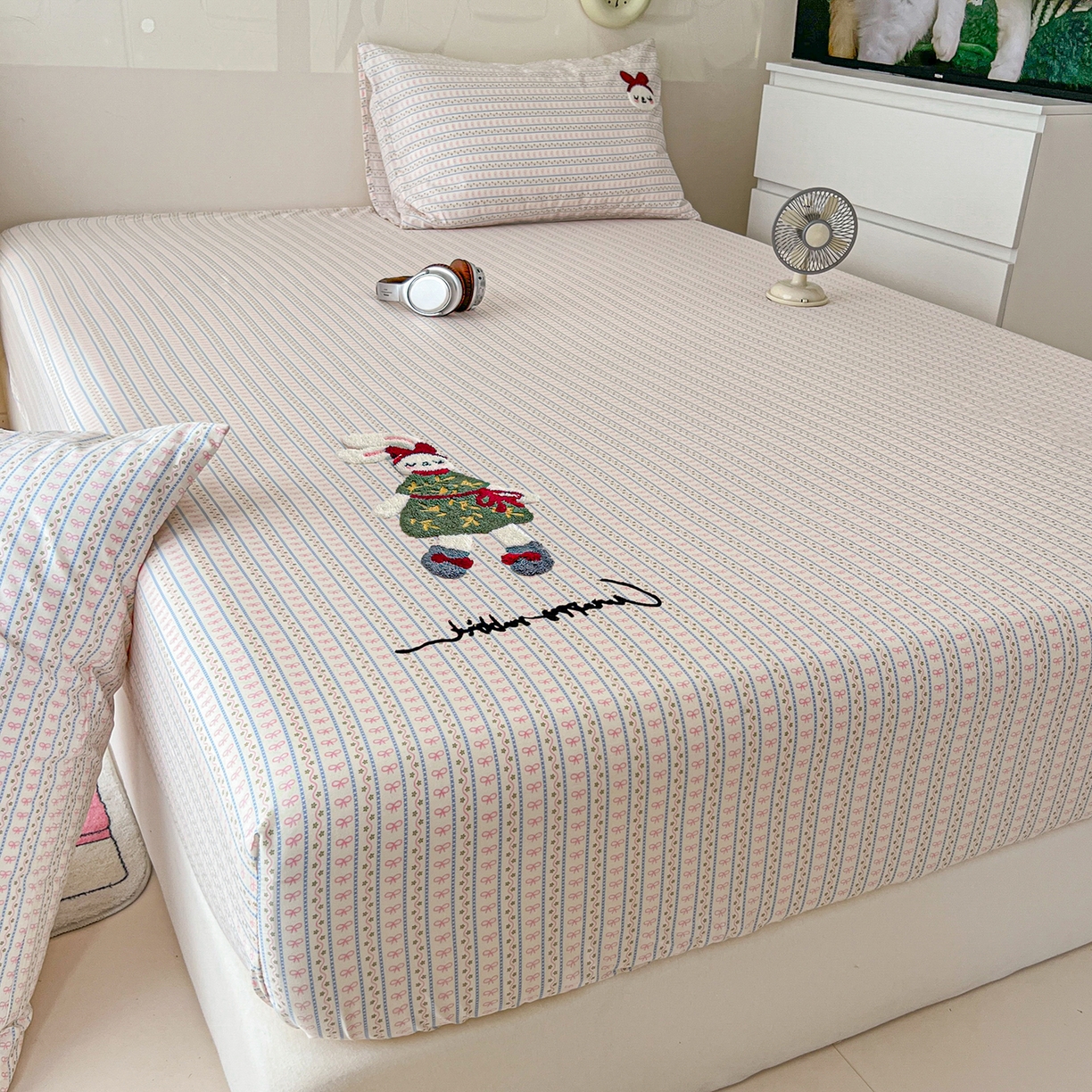 91家纺网 家纺一手货源 找家纺 舒居家纺 2025新款13070全棉纯棉毛巾绣床笠单品床笠单件单床笠 友谊结