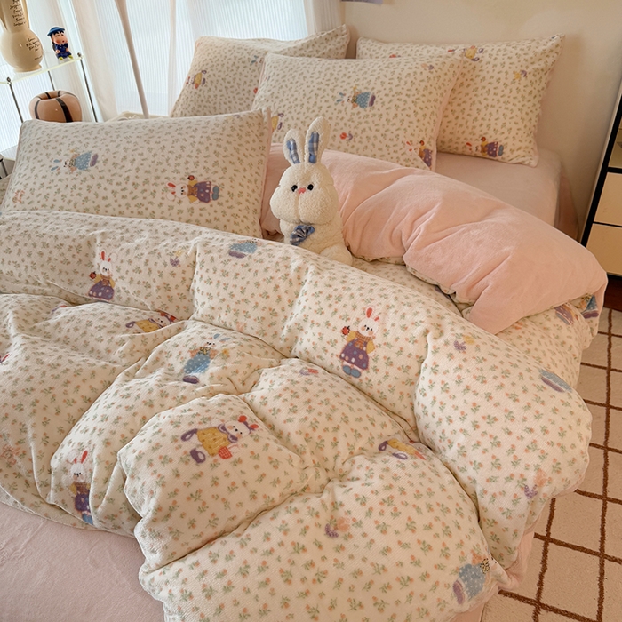 91家纺网 家纺一手货源 找家纺 HL原创 2025新款牛奶绒四件套 甜心小兔