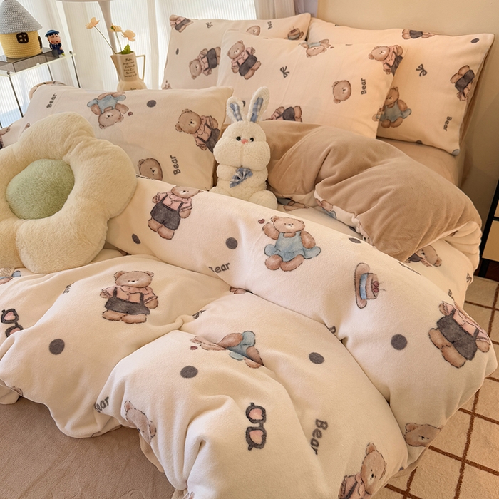 91家纺网 家纺一手货源 找家纺 HL原创 2025新款牛奶绒四件套 小熊