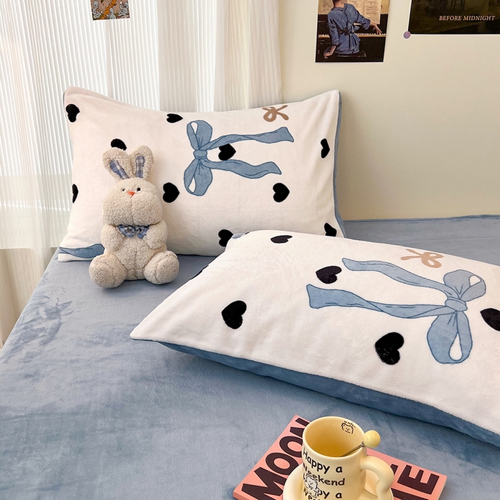 91家纺网 家纺一手货源 找家纺 HL原创 2025新款牛奶绒四件套 邂逅