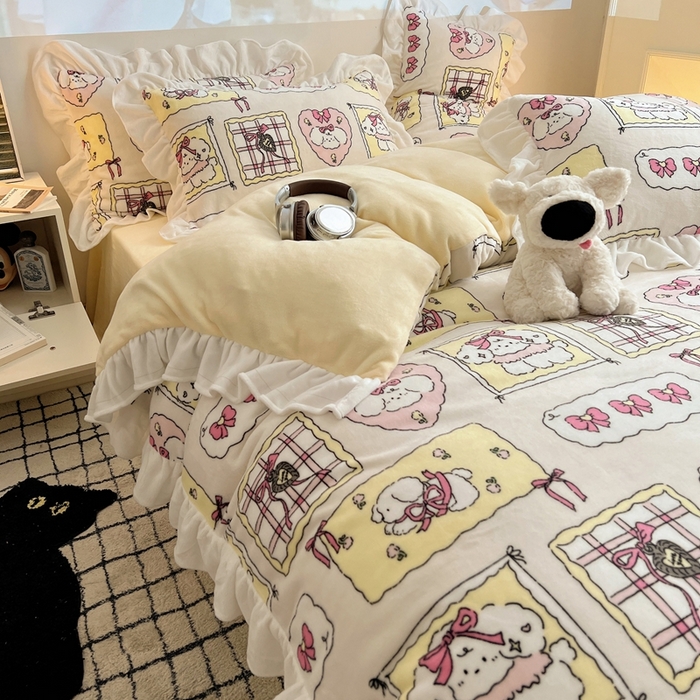 91家纺网 家纺一手货源 找家纺 六巷胡同 2025新款韩版INS卡通花边款A类牛奶绒四件套 花边卡哇伊狗狗