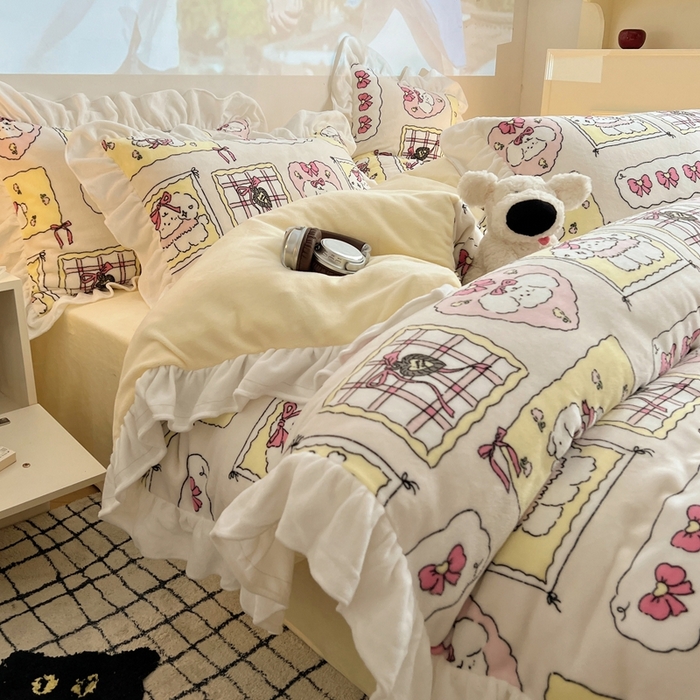 91家纺网 家纺一手货源 找家纺 六巷胡同 2025新款韩版INS卡通花边款A类牛奶绒四件套 花边卡哇伊狗狗