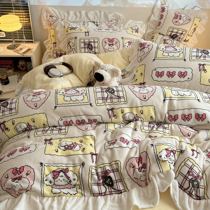 91家纺网 家纺一手货源 找家纺 六巷胡同 2025新款韩版INS卡通花边款A类牛奶绒四件套 花边卡哇伊狗狗