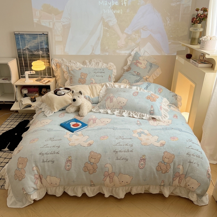 91家纺网 家纺一手货源 找家纺 六巷胡同 2025新款韩版INS卡通花边款A类牛奶绒四件套 花边元气猫咪酱