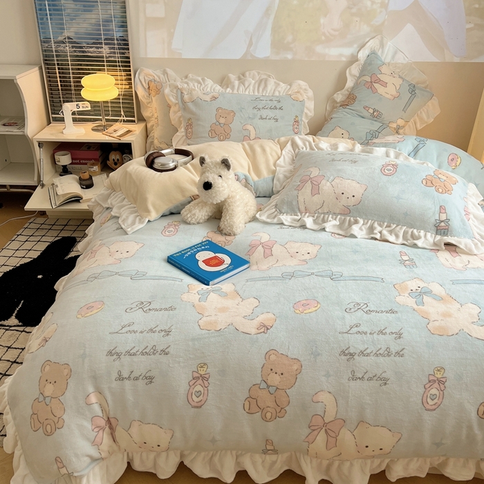 91家纺网 家纺一手货源 找家纺 六巷胡同 2025新款韩版INS卡通花边款A类牛奶绒四件套 花边元气猫咪酱