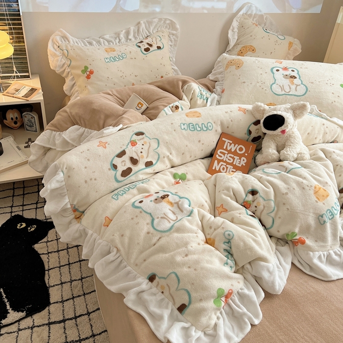 六巷胡同 2025新款韩版INS卡通花边款A类牛奶绒四件套 花边纸杯点心狗