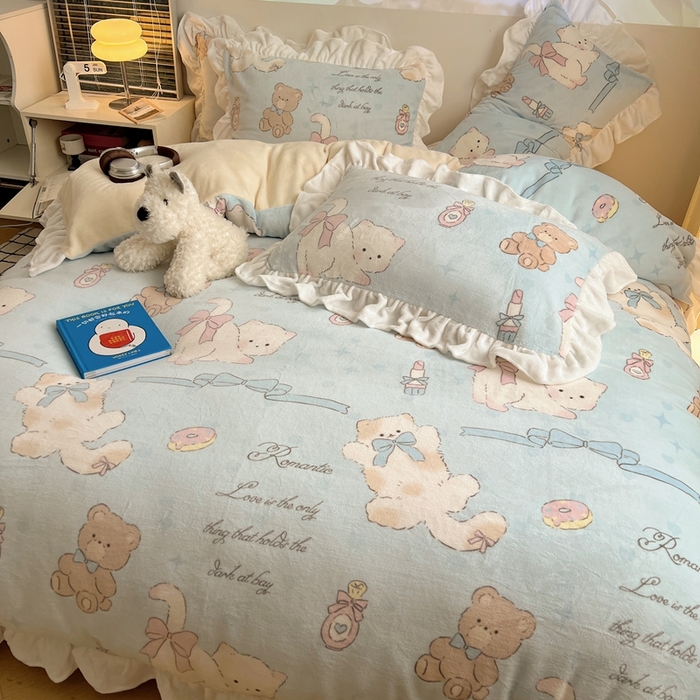 91家纺网 家纺一手货源 找家纺 六巷胡同 2025新款韩版INS卡通花边款A类牛奶绒四件套 花边元气猫咪酱