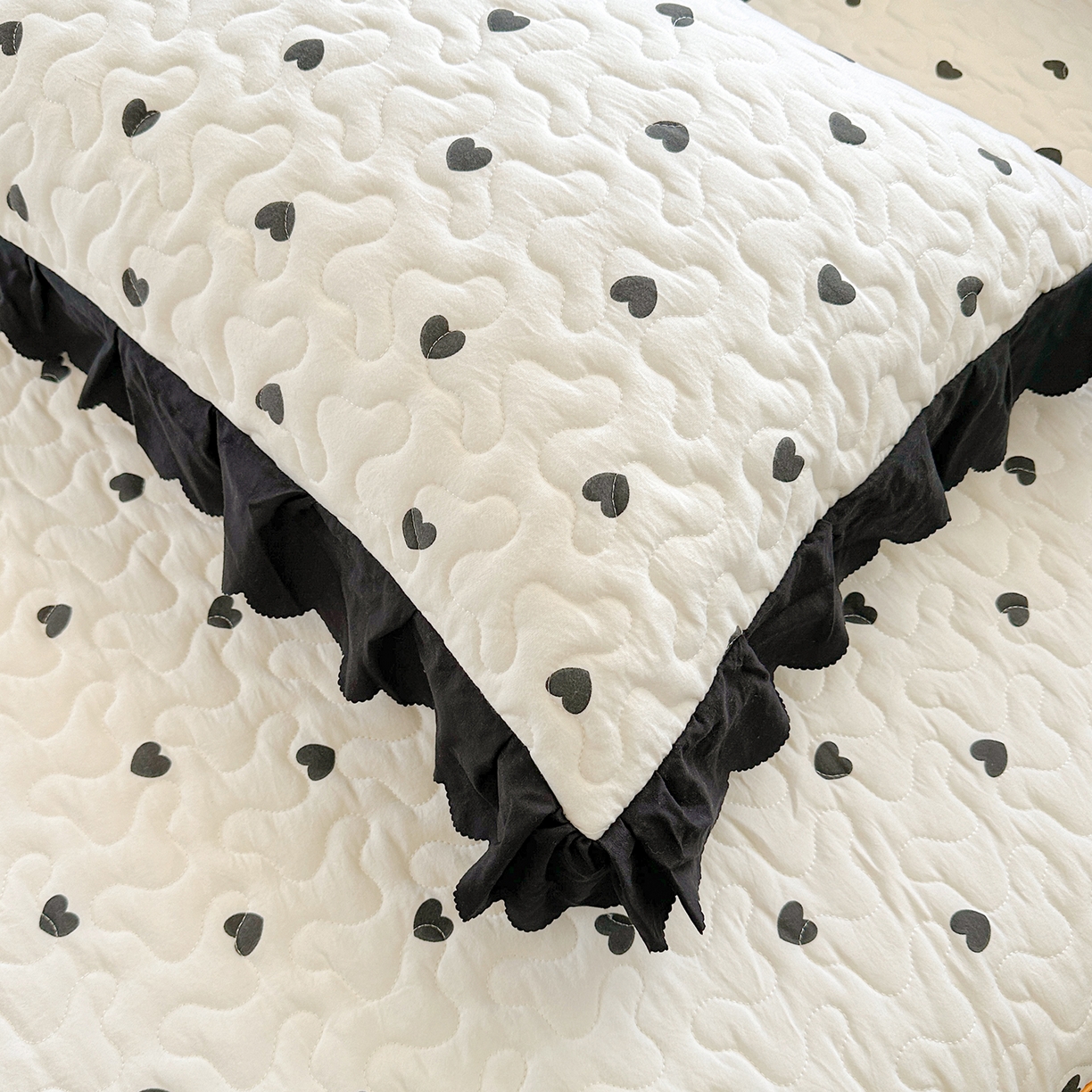 91家纺网 家纺一手货源 找家纺 （总）笠裙家纺 2025新款水洗棉荷叶花边法式赫本风夹棉加厚床裙单床裙床裙单件