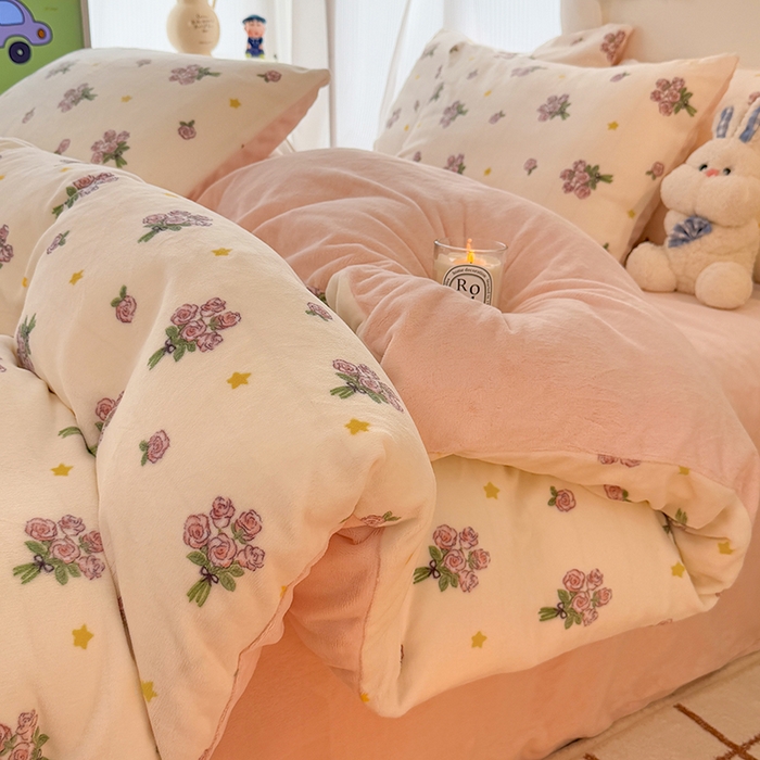 91家纺网 家纺一手货源 找家纺 HL原创 2025新款牛奶绒四件套 幸运花