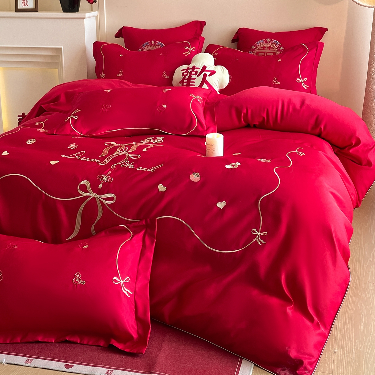 91家纺网 家纺一手货源 找家纺 （总）玉雅家纺 2025新款丝缎亮面刺绣婚庆四件套