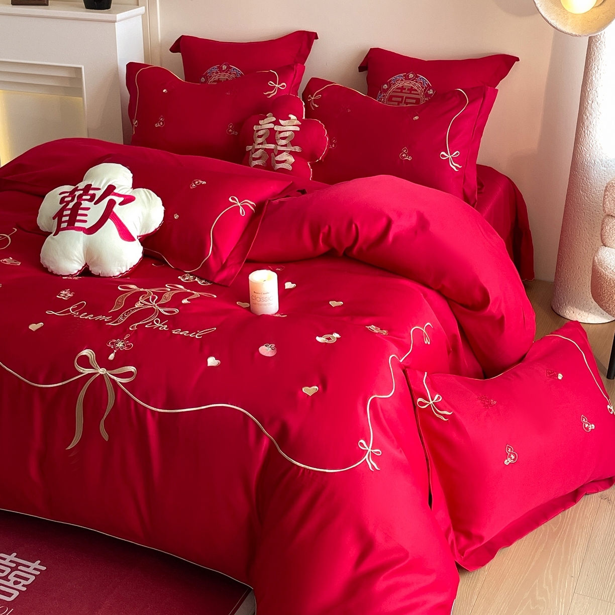 91家纺网 家纺一手货源 找家纺 （总）玉雅家纺 2025新款丝缎亮面刺绣婚庆四件套