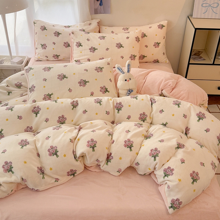 91家纺网 家纺一手货源 找家纺 HL原创 2025新款牛奶绒四件套 幸运花