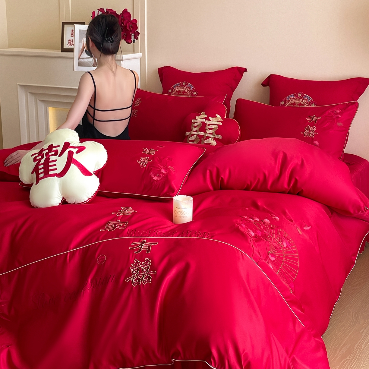 91家纺网 家纺一手货源 找家纺 玉雅家纺 2025新款丝缎亮面刺绣婚庆四件套 新婚喜乐