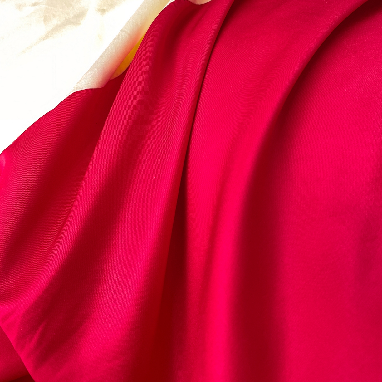 91家纺网 家纺一手货源 找家纺 玉雅家纺 2025新款丝缎亮面刺绣婚庆四件套 欢喜余生