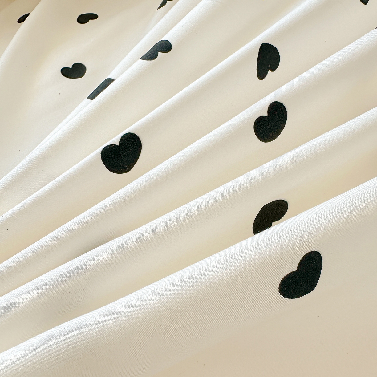 91家纺网 家纺一手货源 找家纺 笠裙家纺 2025新款水洗棉荷叶花边法式赫本风夹棉加厚床裙单床裙床裙单件 夹棉-爱心