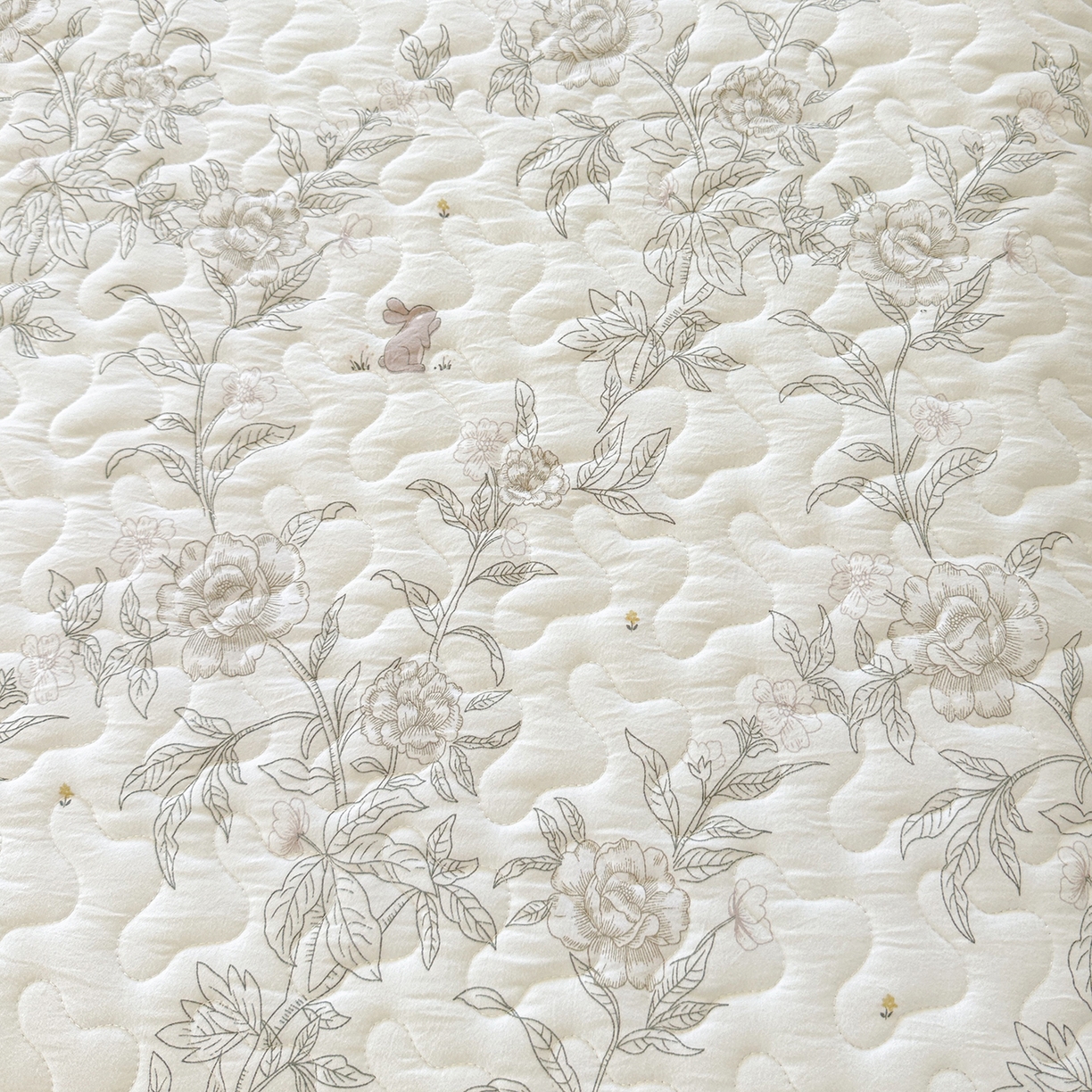 91家纺网 家纺一手货源 找家纺 笠裙家纺 2025新款水洗棉荷叶花边法式赫本风夹棉加厚床裙单床裙床裙单件 夹棉-花恋