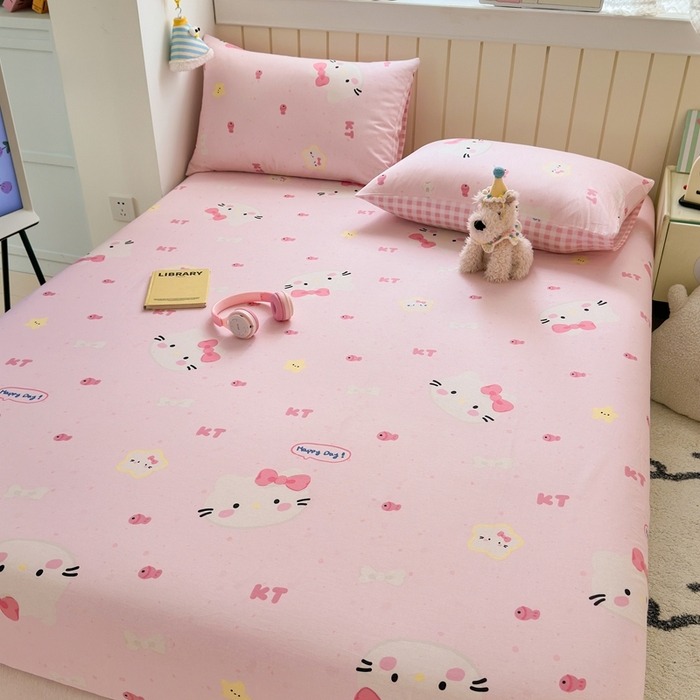 91家纺网 家纺一手货源 找家纺 曼之夏 2025新款全棉纯棉卡通印花单床笠 床笠单件 甜心猫咪