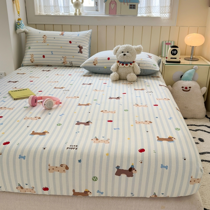 91家纺网 家纺一手货源 找家纺 曼之夏 2025新款全棉纯棉卡通印花单床笠 床笠单件 椰蓝小腊肠