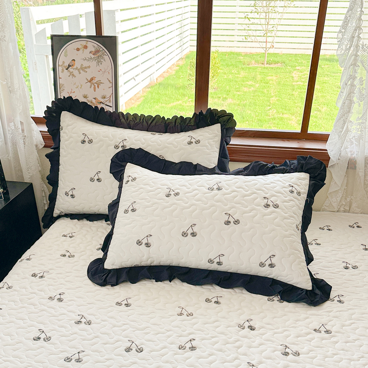 91家纺网 家纺一手货源 找家纺 笠裙家纺 2025新款水洗棉荷叶花边法式赫本风夹棉加厚床裙单床裙床裙单件 夹棉-樱桃