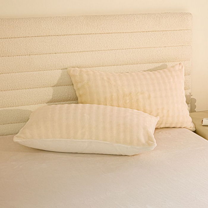 91家纺网 家纺一手货源 找家纺 （总）眠博士 2025新款兔绒牛奶绒加厚保暖四件套-凯瑟琳场景一