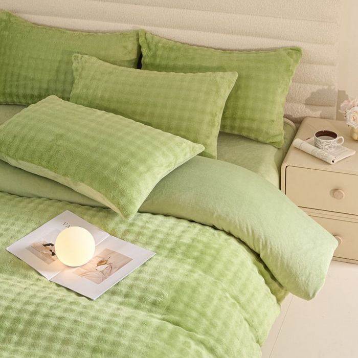 91家纺网 家纺一手货源 找家纺 眠博士 2025新款兔绒牛奶绒加厚保暖四件套-凯瑟琳场景一 凯瑟琳-暖绿