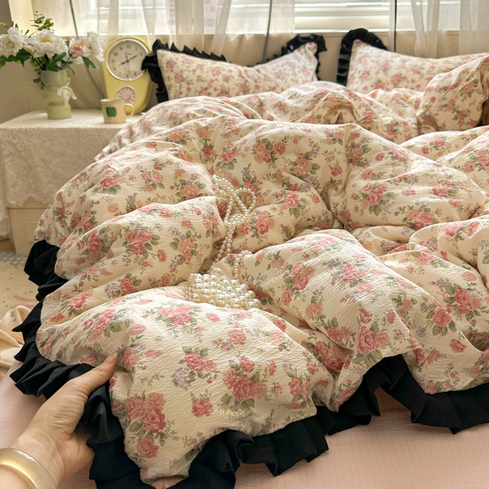 91家纺网 家纺一手货源 找家纺 （总）老K (原美阁） 2025新款超柔软双层纱赫本风四件套学生宿舍三件套