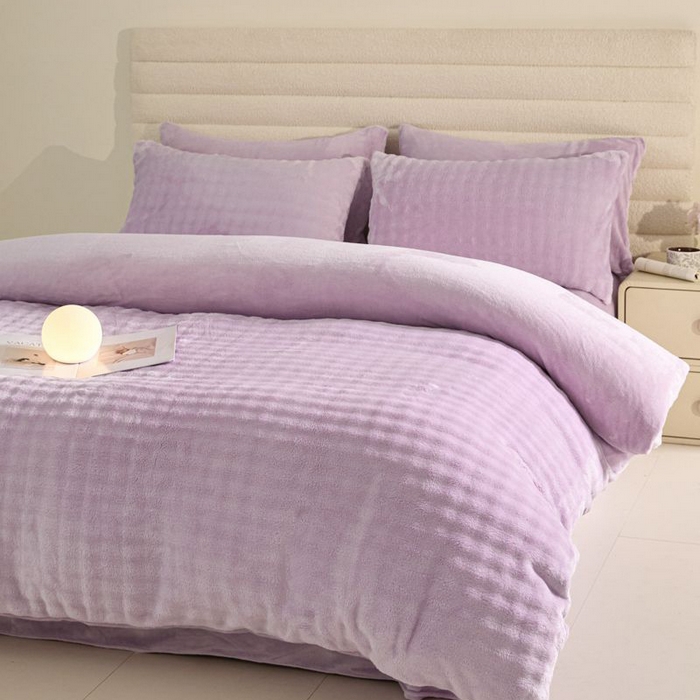 91家纺网 家纺一手货源 找家纺 眠博士 2025新款兔绒牛奶绒加厚保暖四件套-凯瑟琳场景一 凯瑟琳-暖紫