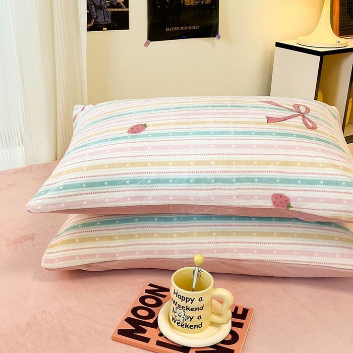 91家纺网 家纺一手货源 找家纺 HL原创 2025新款牛奶绒单品被套单件被套 彩虹糖