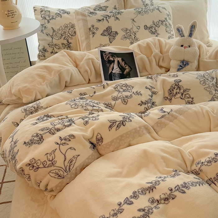 91家纺网 家纺一手货源 找家纺 HL原创 2025新款牛奶绒单品被套单件被套 法式花园