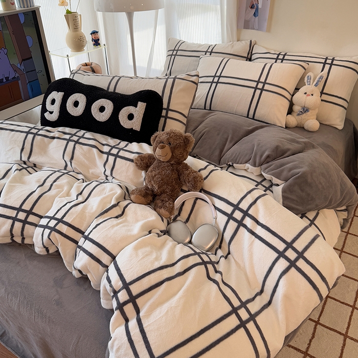 91家纺网 家纺一手货源 找家纺 HL原创 2025新款牛奶绒单品被套单件被套 简约格