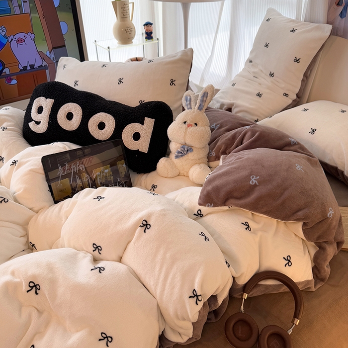 91家纺网 家纺一手货源 找家纺 HL原创 2025新款牛奶绒单品被套单件被套 可可蝴蝶结