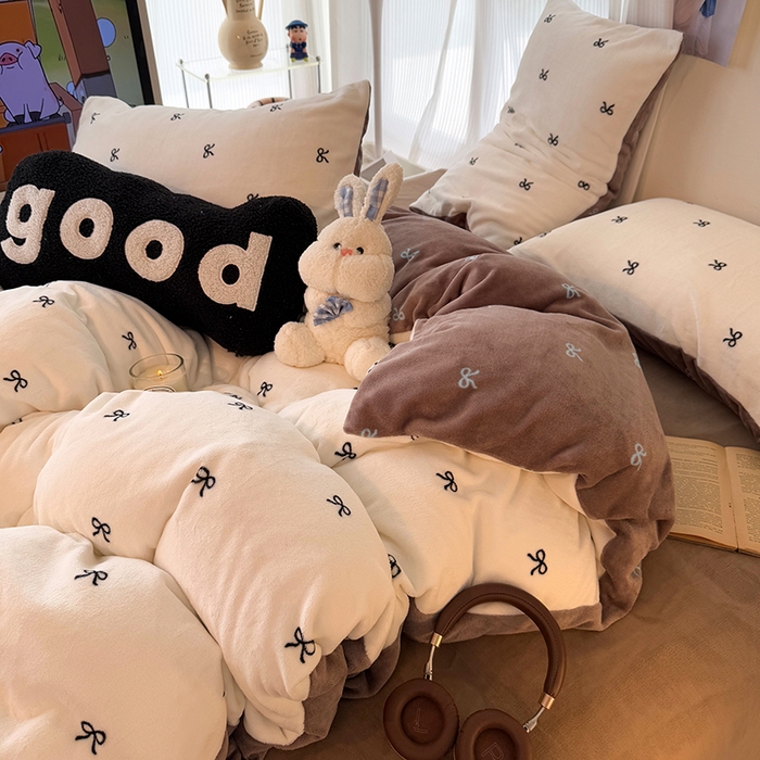 91家纺网 家纺一手货源 找家纺 HL原创 2025新款牛奶绒单品被套单件被套 可可蝴蝶结