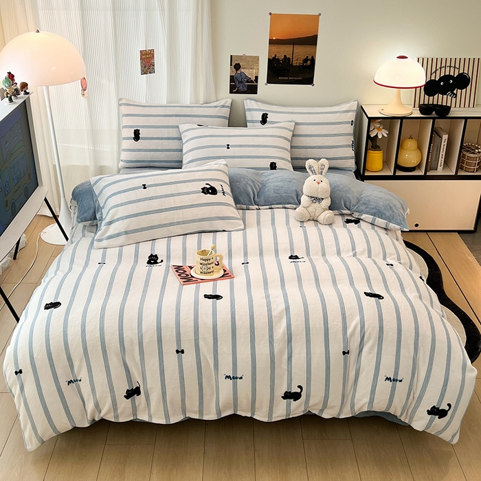 91家纺网 家纺一手货源 找家纺 HL原创 2025新款牛奶绒单品被套单件被套 蓝条猫