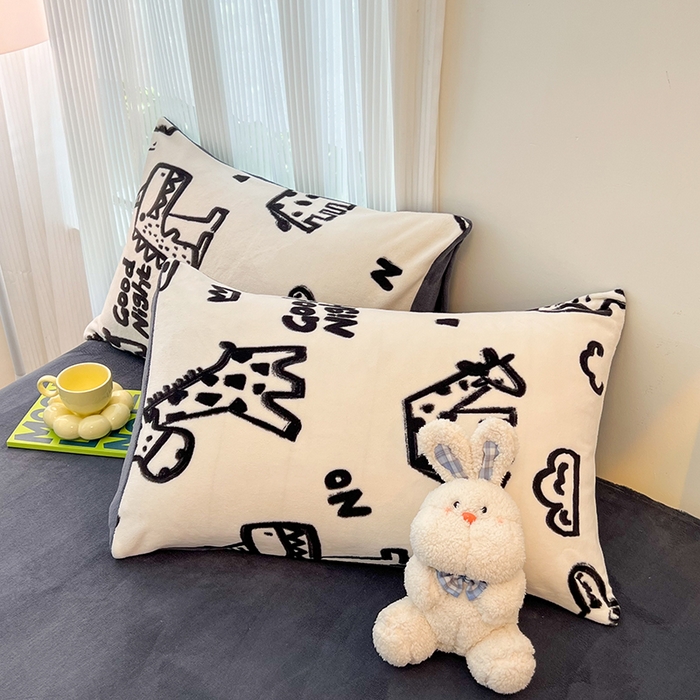 91家纺网 家纺一手货源 找家纺 HL原创 2025新款牛奶绒单品被套单件被套 萌趣恐龙