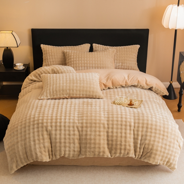 91家纺网 家纺一手货源 找家纺 眠博士 2025新款兔绒牛奶绒加厚保暖四件套-凯瑟琳场景二 凯瑟琳-暖咖