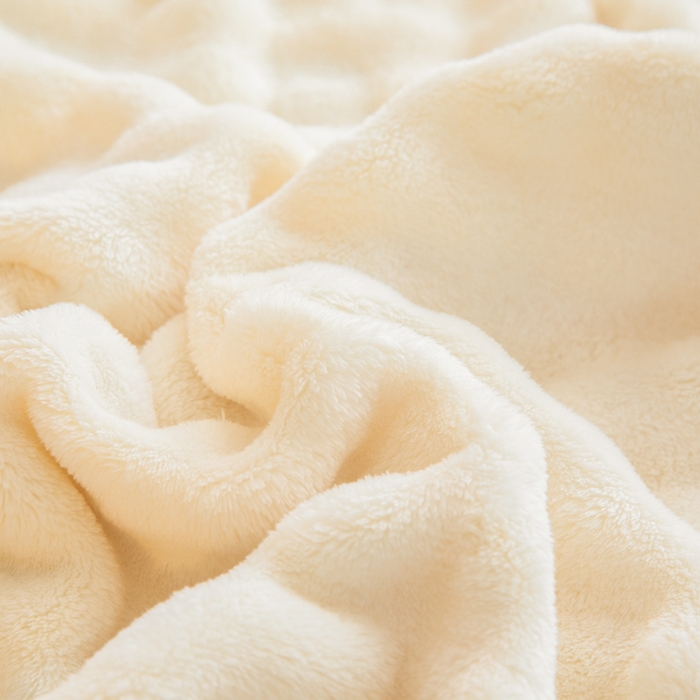 91家纺网 家纺一手货源 找家纺 眠博士 2025新款兔绒牛奶绒加厚保暖四件套-凯瑟琳场景二 凯瑟琳-暖白