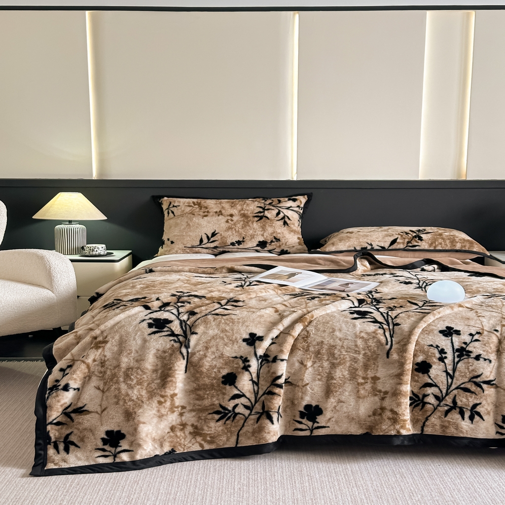 91家纺网 家纺一手货源 找家纺 芙绣家纺 2025新款雪貂绒毛毯轻奢高级感办公室午休毯空调毯沙发毯加厚 梦莎