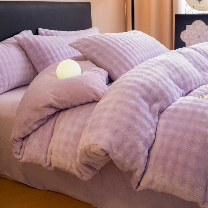 91家纺网 家纺一手货源 找家纺 眠博士 2025新款兔绒牛奶绒加厚保暖四件套-凯瑟琳场景二 凯瑟琳-暖紫