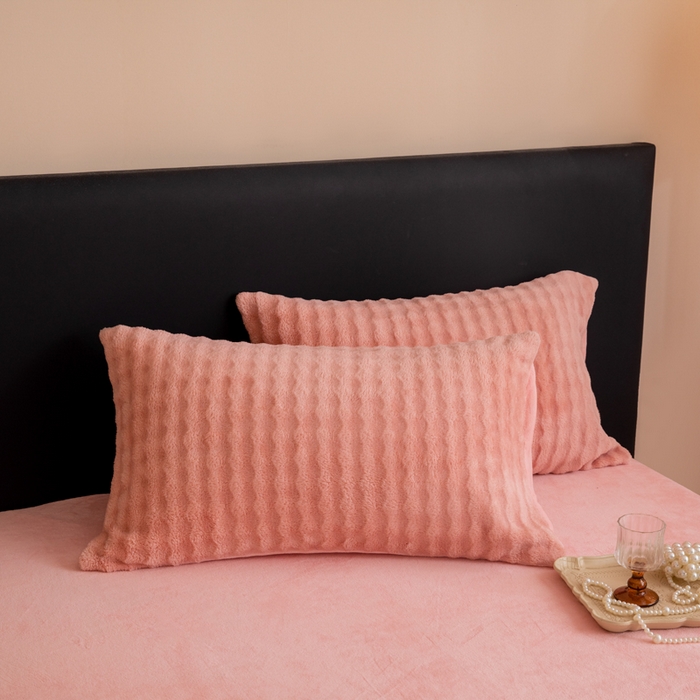 91家纺网 家纺一手货源 找家纺 眠博士 2025新款兔绒牛奶绒加厚保暖四件套-凯瑟琳场景二 凯瑟琳-暖豆沙