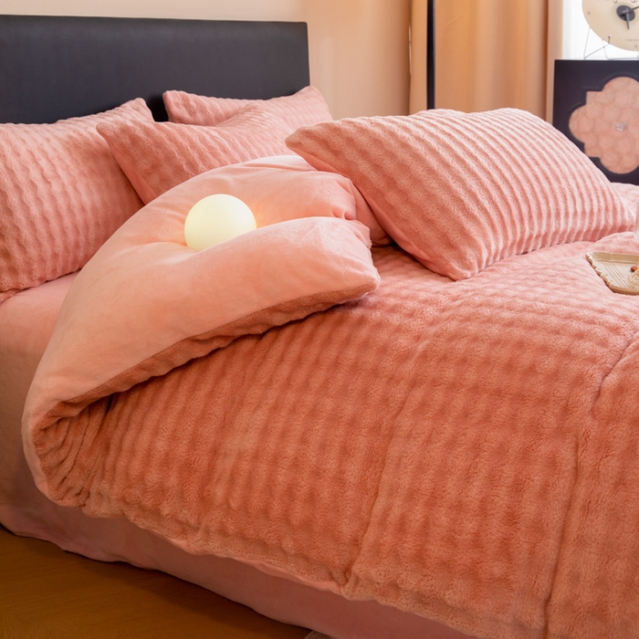 91家纺网 家纺一手货源 找家纺 眠博士 2025新款兔绒牛奶绒加厚保暖四件套-凯瑟琳场景二 凯瑟琳-暖豆沙