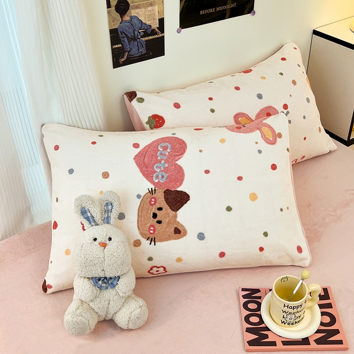 91家纺网 家纺一手货源 找家纺 HL原创 2025新款牛奶绒单品被套单件被套 糖果屋