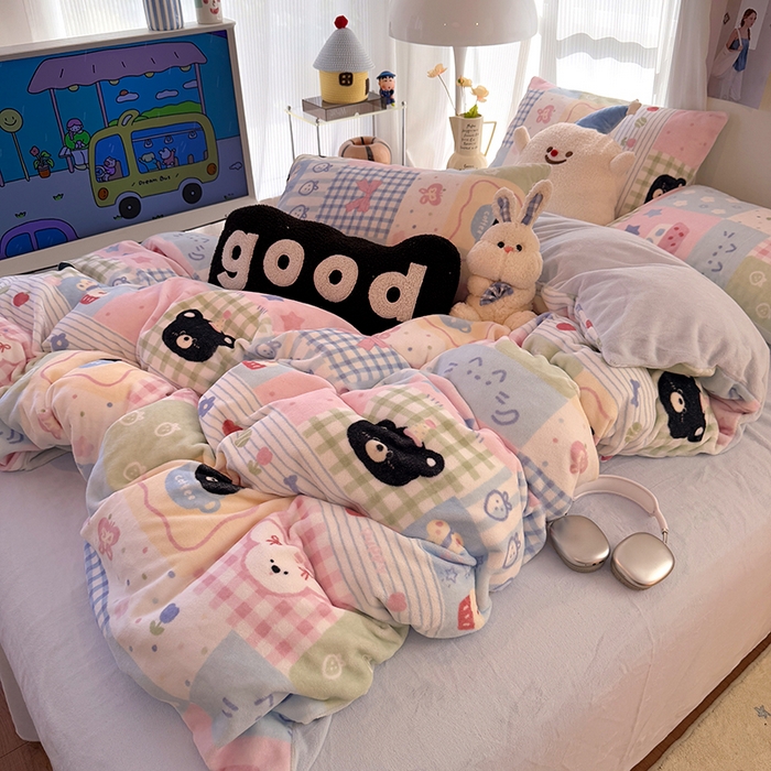 91家纺网 家纺一手货源 找家纺 HL原创 2025新款牛奶绒单品被套单件被套 田字格