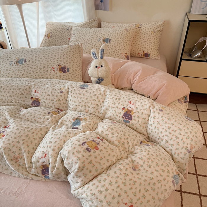 91家纺网 家纺一手货源 找家纺 HL原创 2025新款牛奶绒单品被套单件被套 甜心小兔