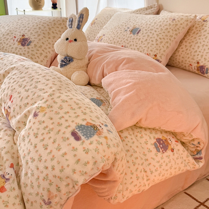 91家纺网 家纺一手货源 找家纺 HL原创 2025新款牛奶绒单品被套单件被套 甜心小兔