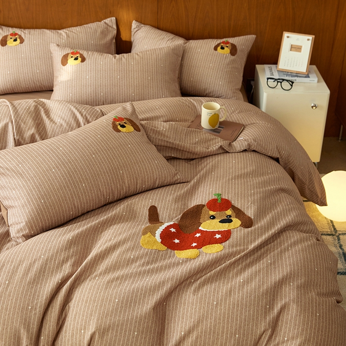 千朵森 2025新款卡通毛巾绣全棉纯棉磨毛四件套 德瑞拉-小迪