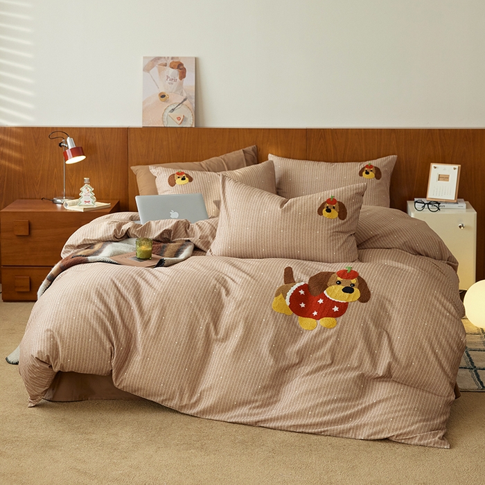 91家纺网 家纺一手货源 找家纺 千朵森 2025新款卡通毛巾绣全棉纯棉磨毛四件套 德瑞拉-小迪