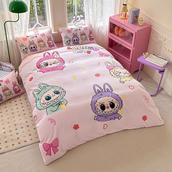 91家纺网 家纺一手货源 找家纺 ds生活馆 2025新款大版高克重双面牛奶绒四件套 缤纷拉布布